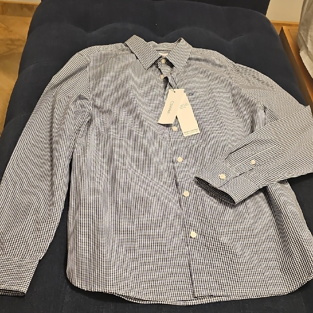 Calvin Klein Blue and White Casual Button Down Shirt